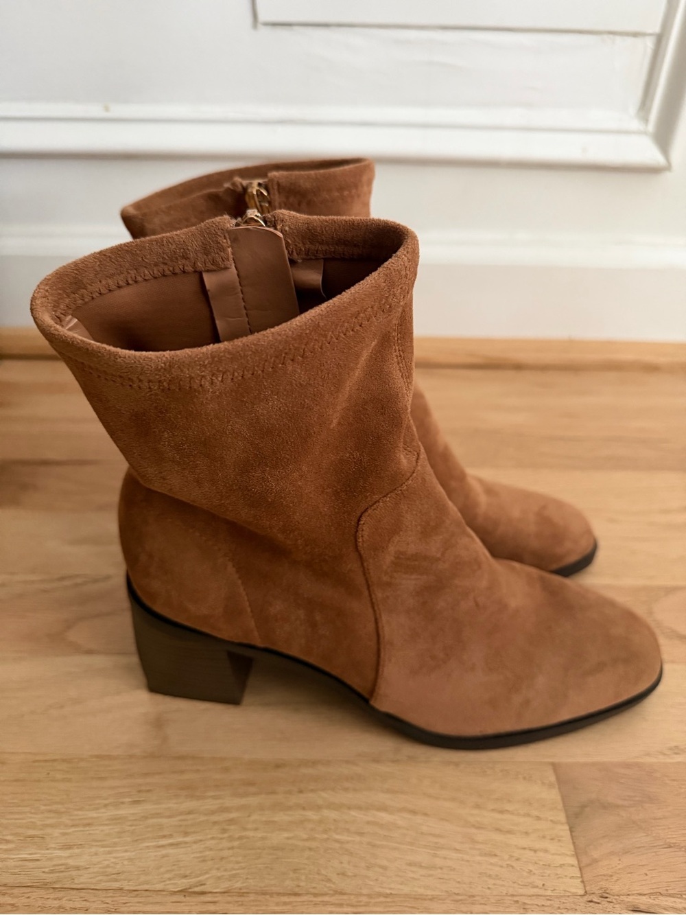 Anne Klein Astrid Brown Faux Suede Block Heel Ankle Boots Size 9